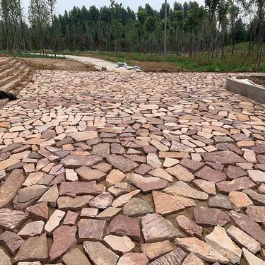 红色毛石多少钱一吨