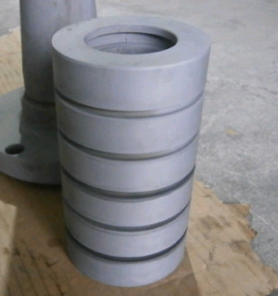 铸铁件表面喷砂与粉砂加工工艺解析